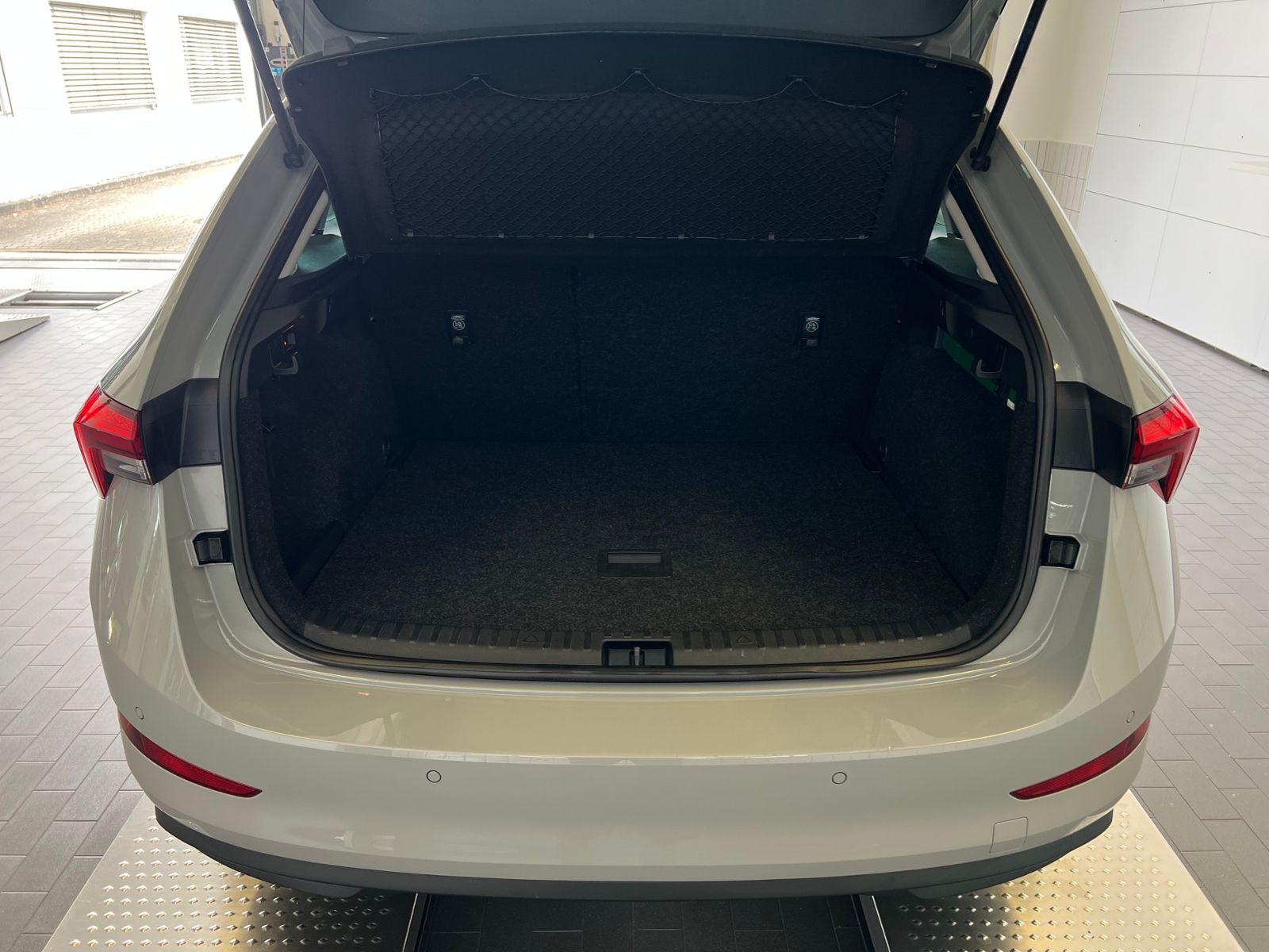Fahrzeugabbildung SKODA Scala Ambition Clever 1.0 TSI *AHK, LED, Smart L