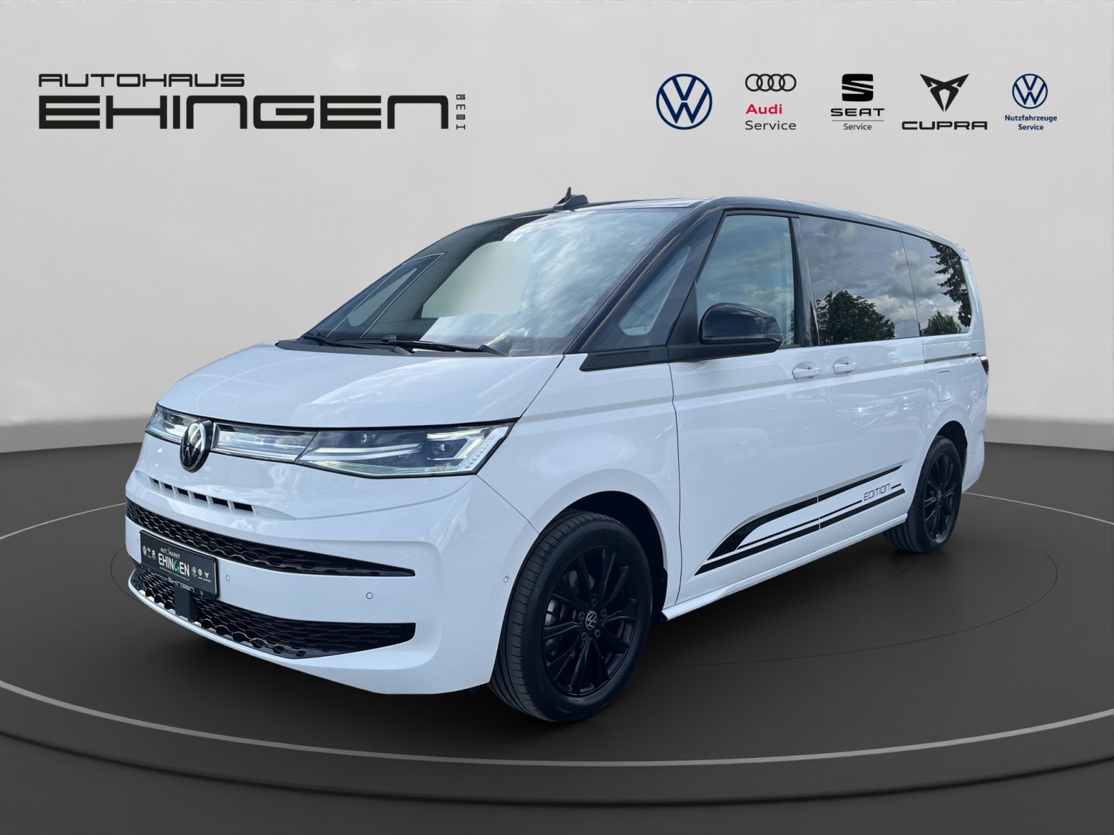 Volkswagen T7 Multivan Edition Lang AHK Pano Matrix ACC Nav foto 1