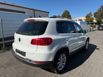 Volkswagen Tiguan - 5