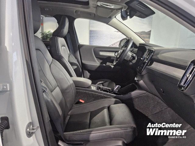 Foto Nummer 11: VOLVO XC 40