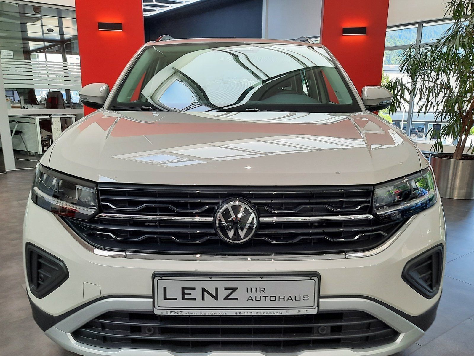 Fahrzeugabbildung Volkswagen T-Cross Life TSI *LED*PDC*ACC*Sitzhzg*App-Conn*