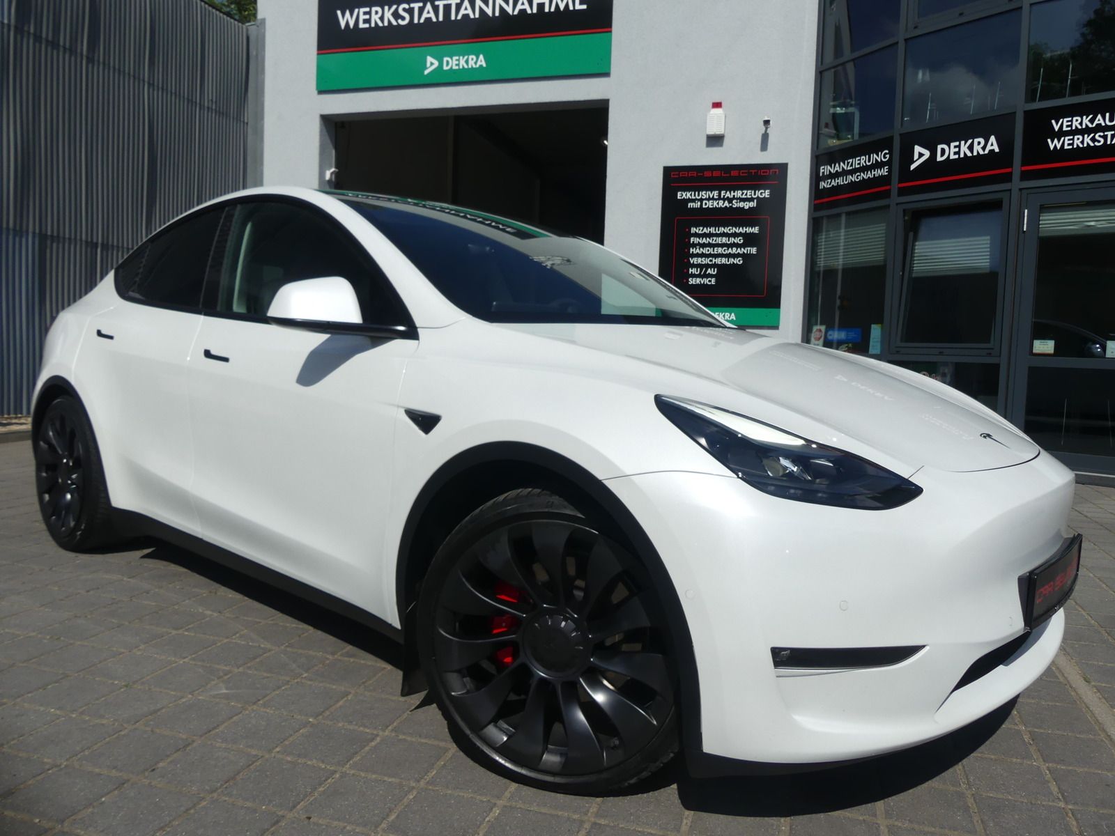 Tesla Model Y Performance Dual AWD PANO LED KAM AUTOPI