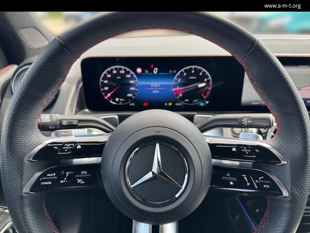 MERCEDES-BENZ GLB 250