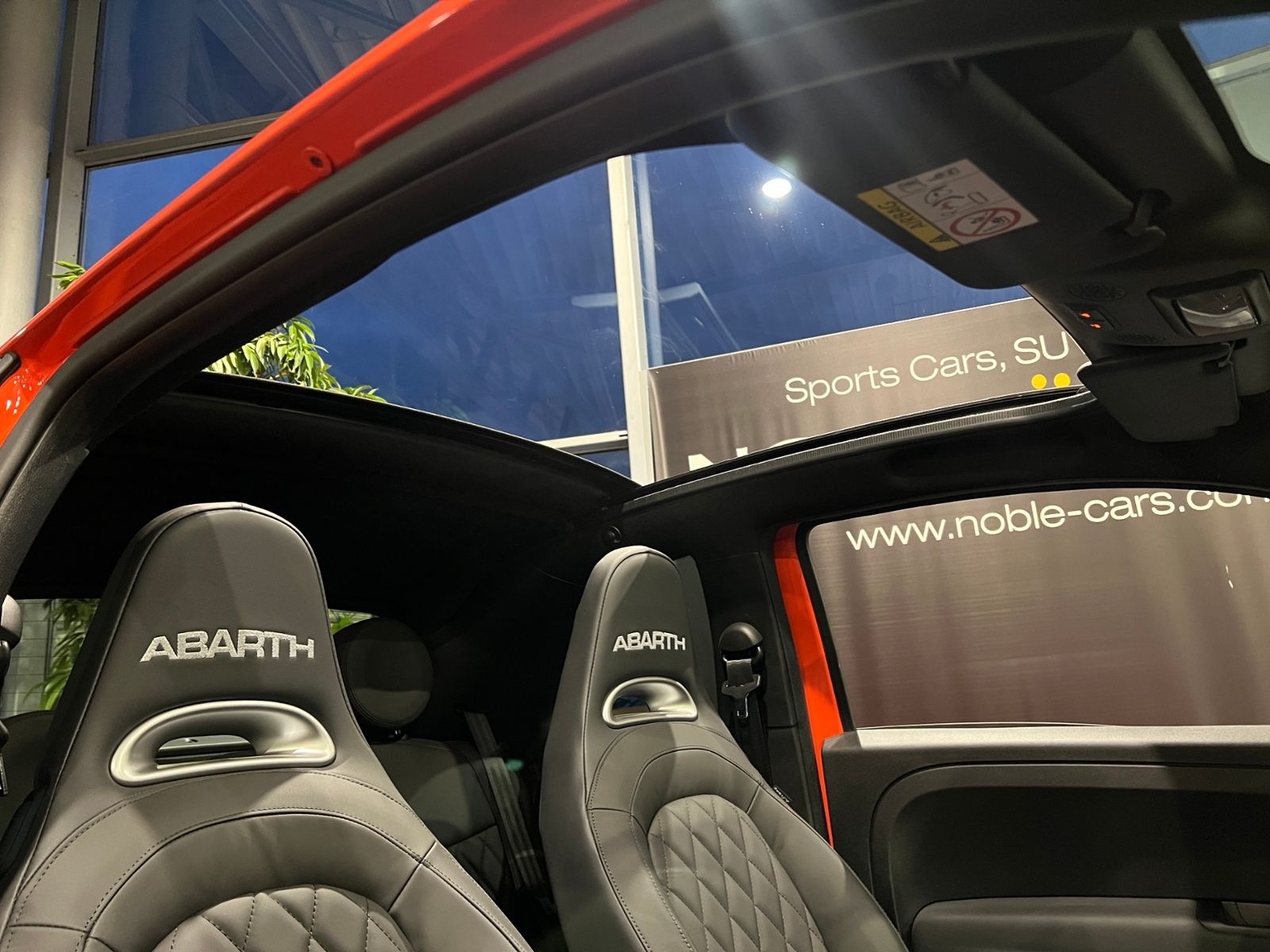 Fahrzeugabbildung Abarth 595C Turismo CARPLAY LEDER PDC