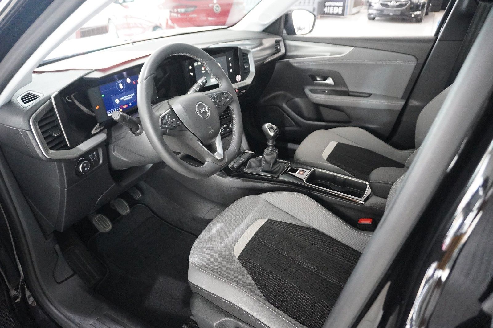 Fahrzeugabbildung Opel Mokka ELEGANCE 1.2T NAVI/LED/KAMERA/SPORT/SH/DAB