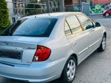 Hyundai  Accent  Mit TUV 12/2025 - Hyundai Accent: Limousine