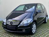 Mercedes-Benz A 200 Avantgarde | PDC | AHK | SHZ | - gebrauchte Mercedes-Benz A 200 aus dem Jahr 2009