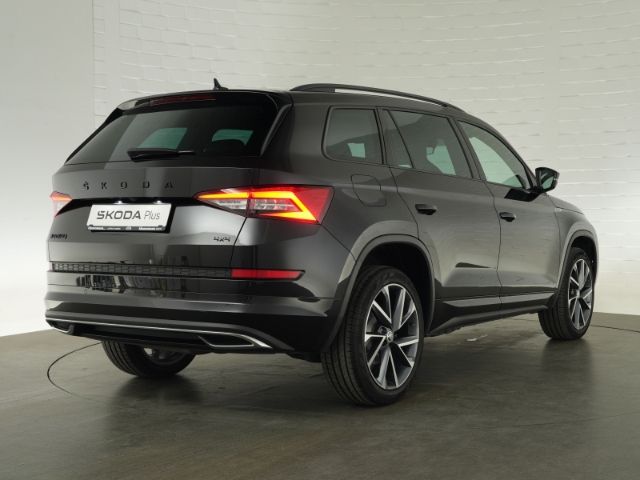 Kodiaq SPORTLINE TDI DSG 4X4+AHK+NAVI+RÜCKFAHRKA