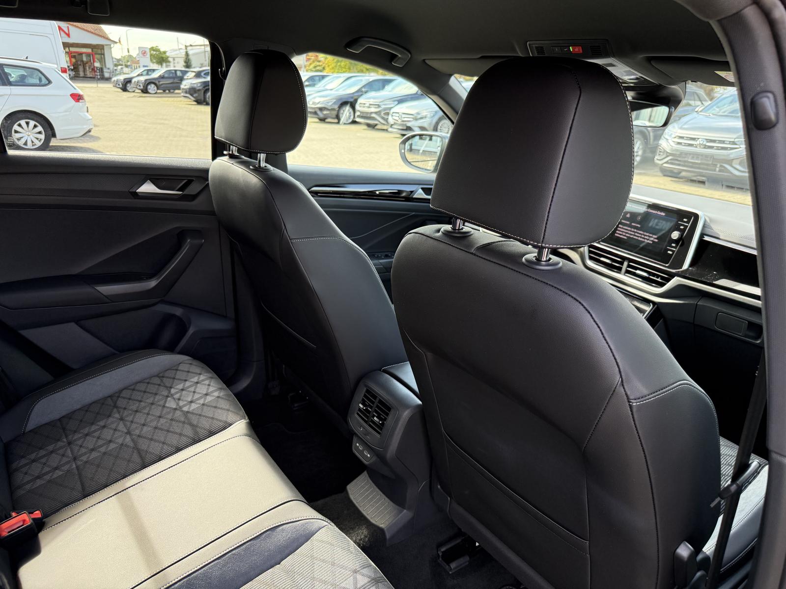 Volkswagen T-Roc R-Line,18-Zoll,IQ-Drive,R.Kam,Kessy,Side., миниатюра 24