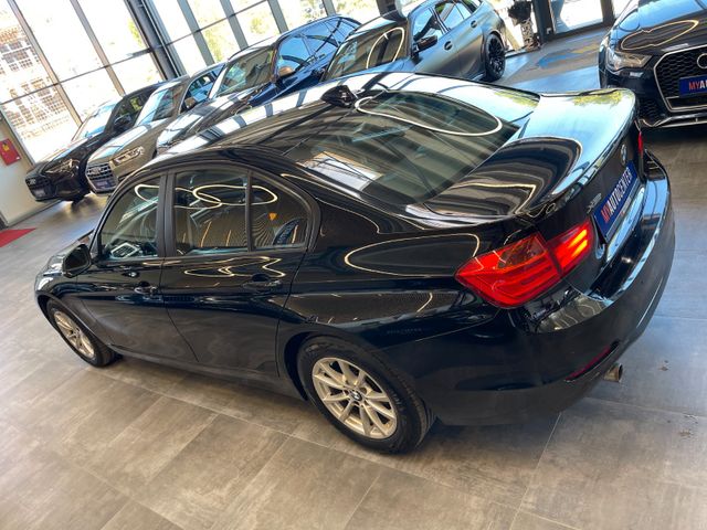 BMW 320 d Lim.  xDrive *NAVI*PDC*SZHZ*TEMPOMAT*4x4*