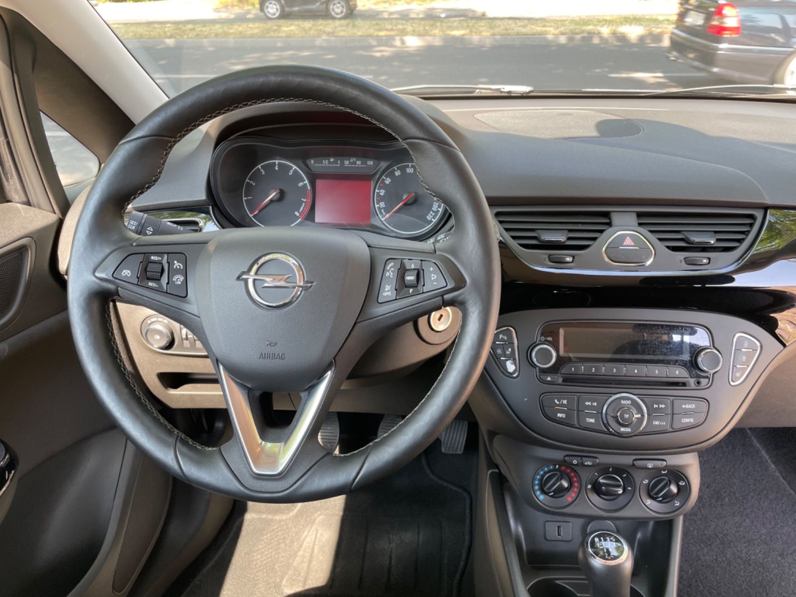Fahrzeugabbildung Opel Corsa 1.2 E Edition*Bluetooth*Klima*SHZ*Tempomat