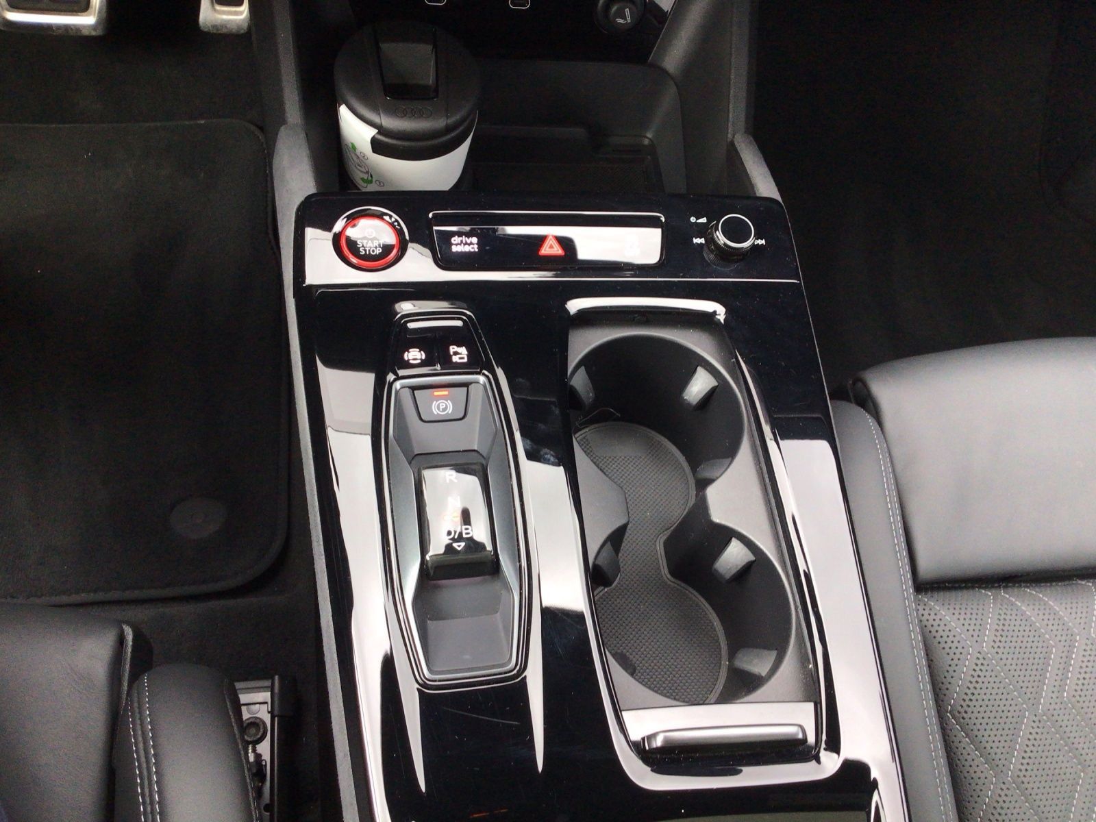 Audi A6 e-tron - Bild 11