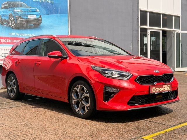 Fahrzeugabbildung Kia Ceed 1.6 CRDi Kombi Automatic Navi*Technol.Paket