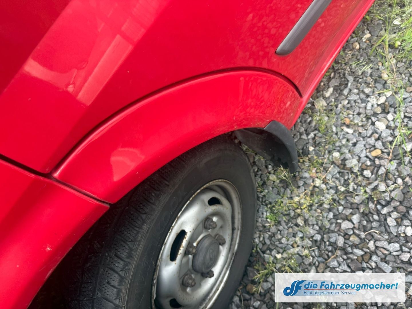 Fahrzeugabbildung Ford Transit Kombi 9.Si.*TOTALSCHADEN ohne Motor u.Ge