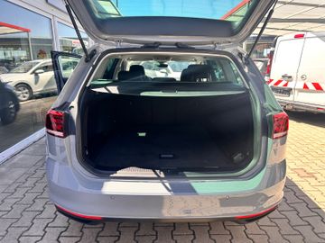 Volkswagen Passat Variant - 7