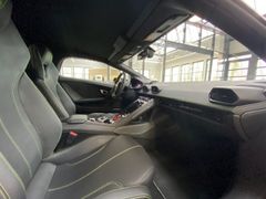 Fahrzeugabbildung Lamborghini Huracán EVO Spider*LIFT*DAB*PDC*CAM*MIETKAUF