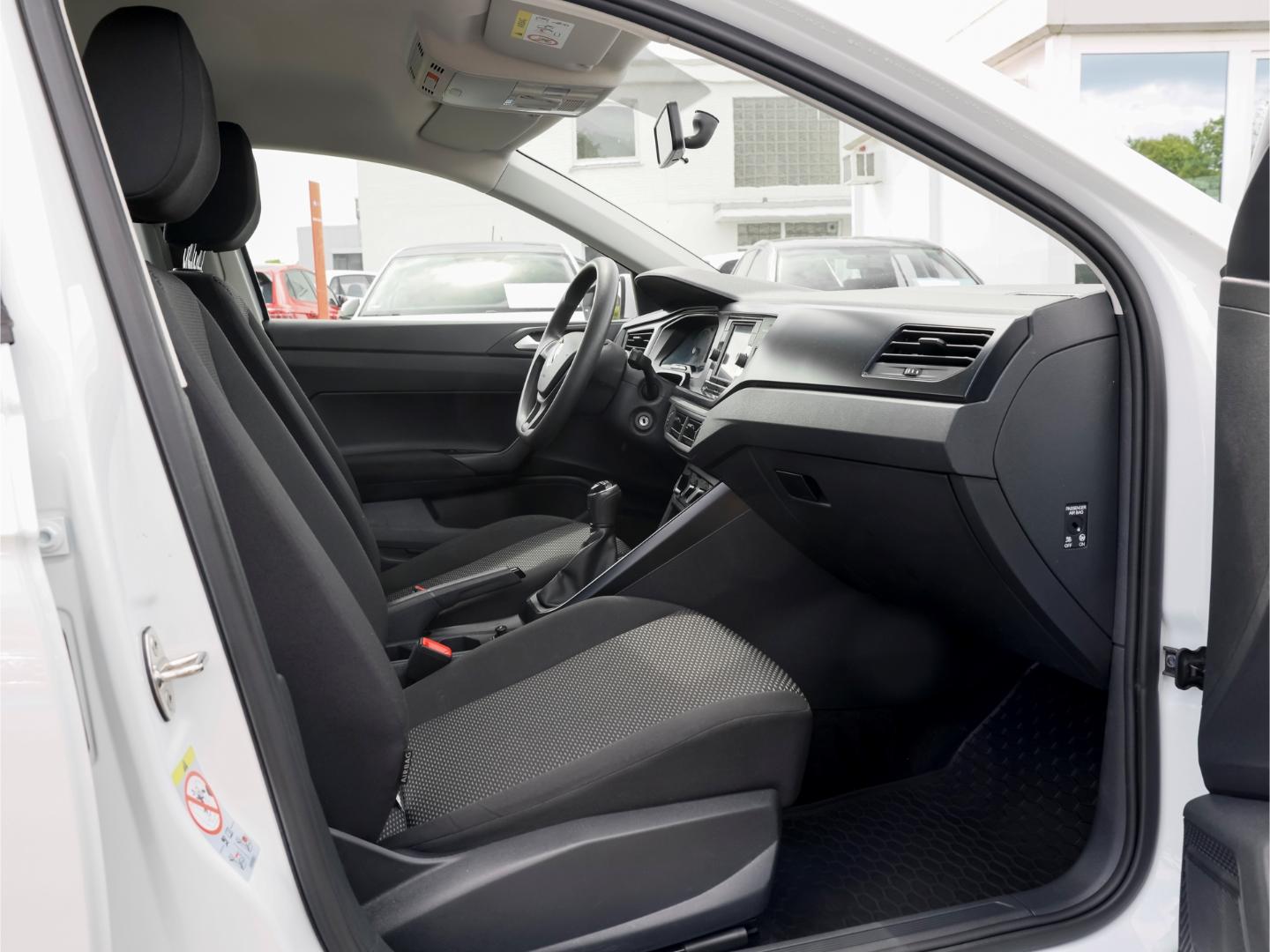 Volkswagen Polo VI Trendline PDC ALLWETTER KLIMA