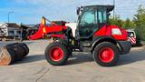 Komatsu WA90. Gabel + Schaufel. - Komatsu Kettenbagger