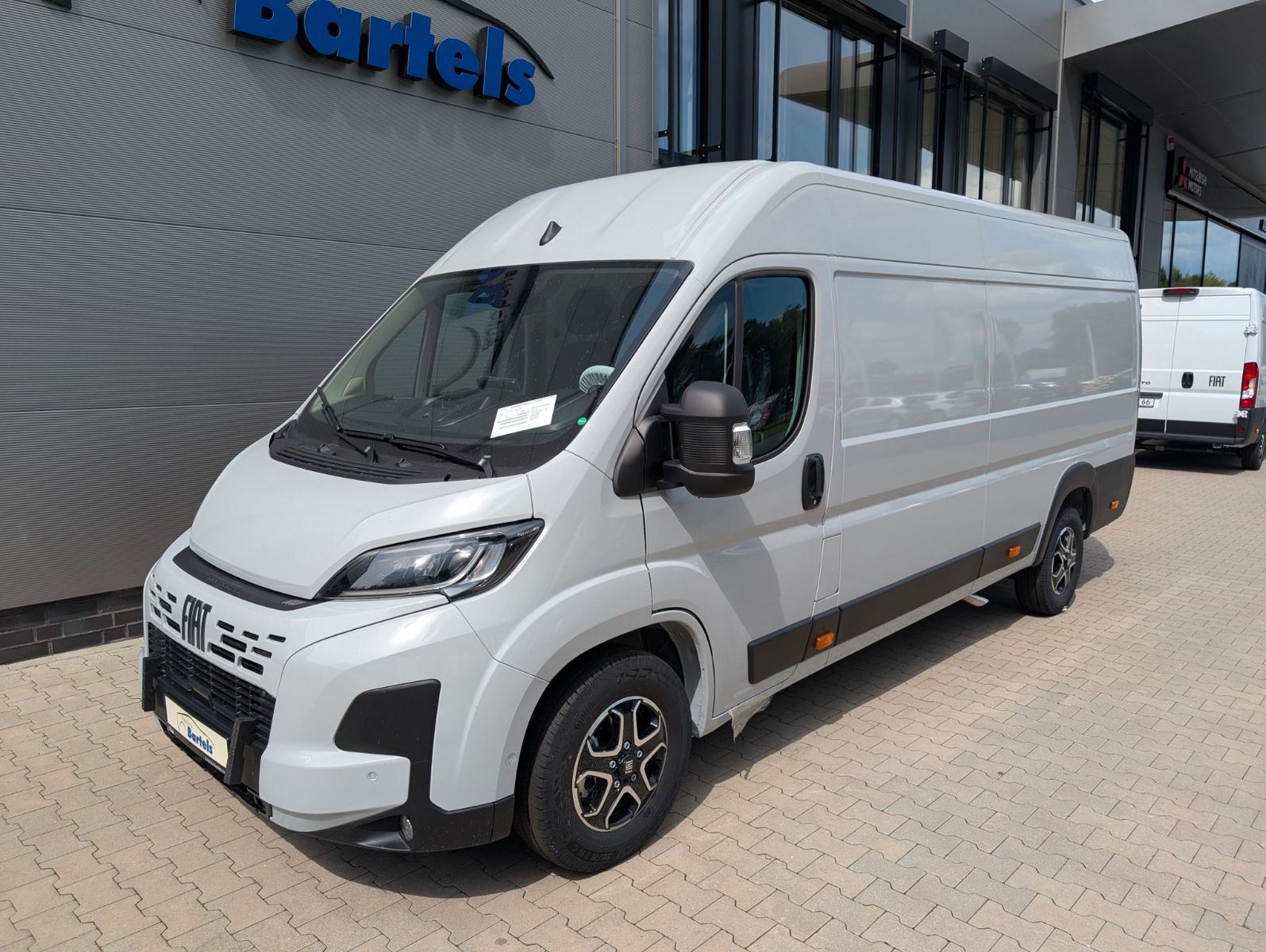 Fahrzeugabbildung Fiat Ducato H2 Kastenwagen 35 L4H2 180 Multijet Maxi