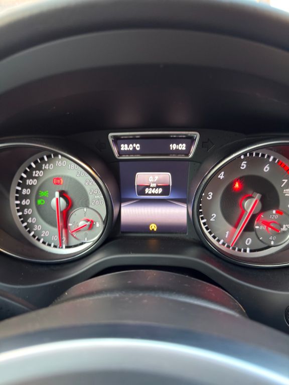 Mercedes-Benz GLA 200 - Bild 13