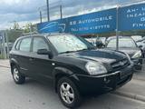 Hyundai TUCSON 2.0 GLS 2WD Champion - Hyundai TUCSON: Champion