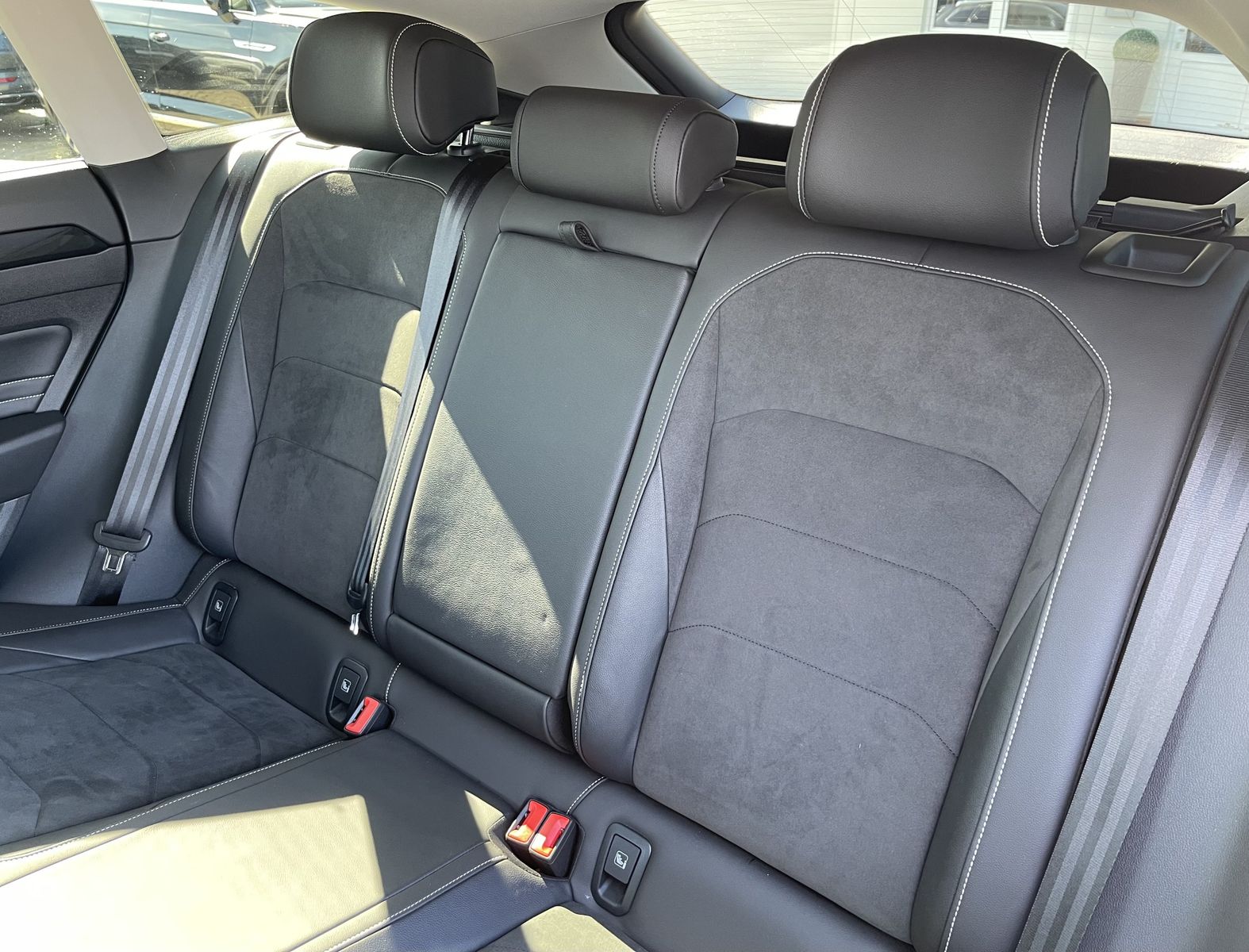 Fahrzeugabbildung Volkswagen Arteon Shooting Brake 2.0 TDI*AHK*Harman Kardon*