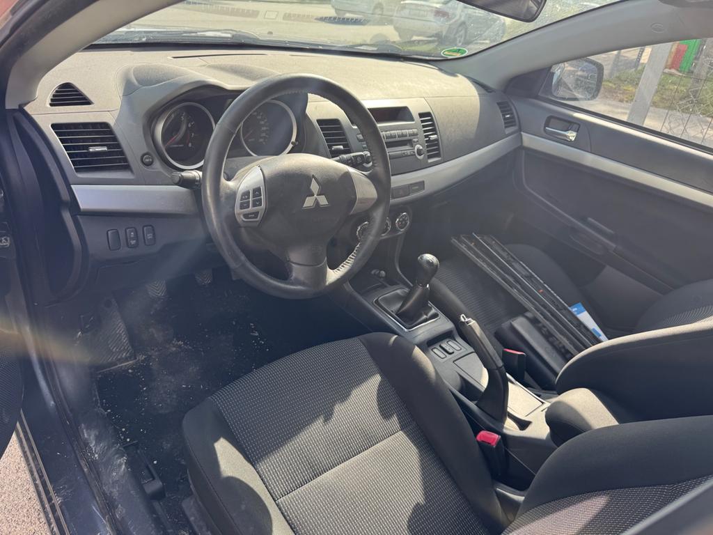 Mitsubishi Lancer