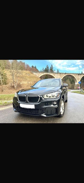 Image of BMW X1