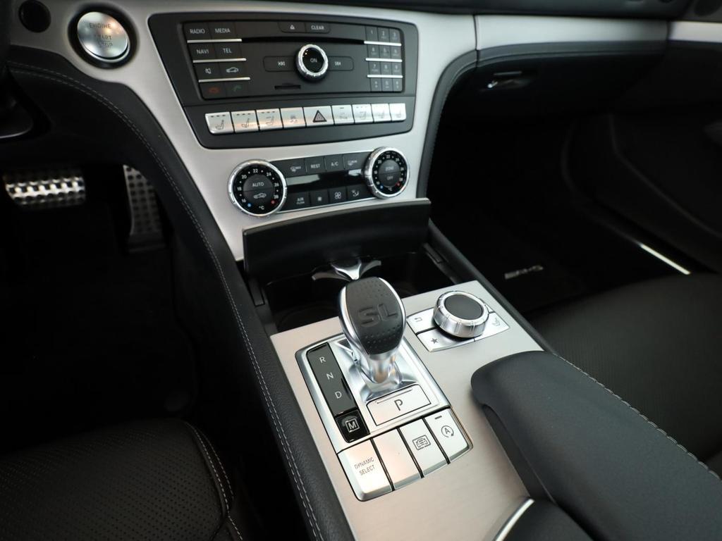 Mercedes-Benz SL 400