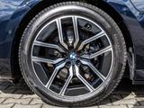 BMW M760e xDrive Sky Lounge TV+Fond Autobahnass. Mas - BMW M-Modelle in Dortmund