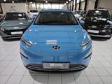 Hyundai KONA Hyundai Elektro MJ21 (100kW) SELECT-Paket D - Hyundai Gebrauchtwagen in Hamburg