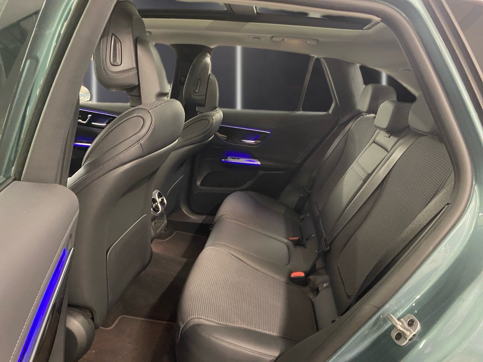 Fahrzeugabbildung Mercedes-Benz GLC 220 d 4M Avantgarde*AHK*Distronic*Pano*360°*