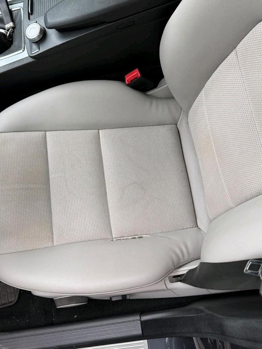 Mercedes-Benz C180 2009 — photo 12