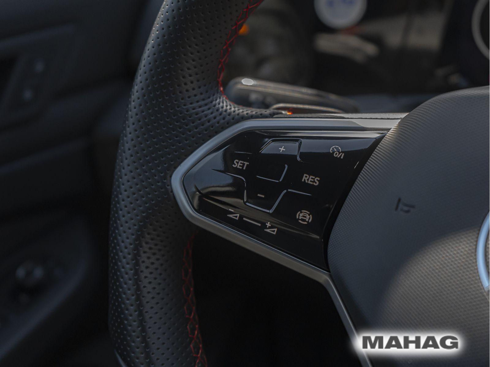 Volkswagen Golf VIII GTI 2.0 TSI LED+ Sitzhz ParkPilot Rear, миниатюра 17