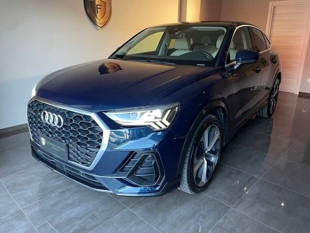 Audi Q3 Sportback 40 2.0 tdi quattro 190cv s-tro