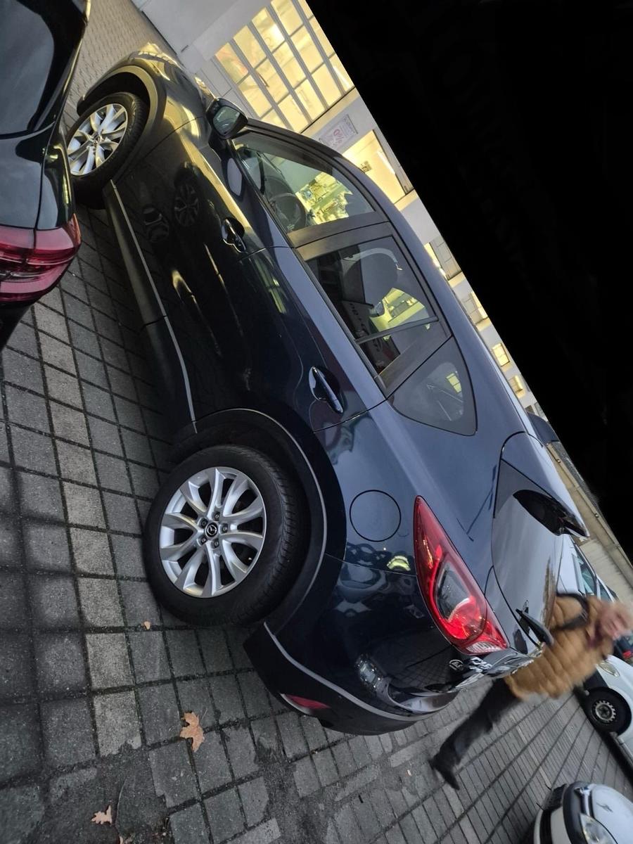 Mazda CX-5 2014 — rear view