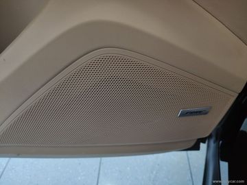 Porsche Cayenne - 12
