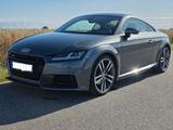 Audi TT  2.0 TFSI quattro Matrix-LED S-Line 1. Hand   - graue Audi TT