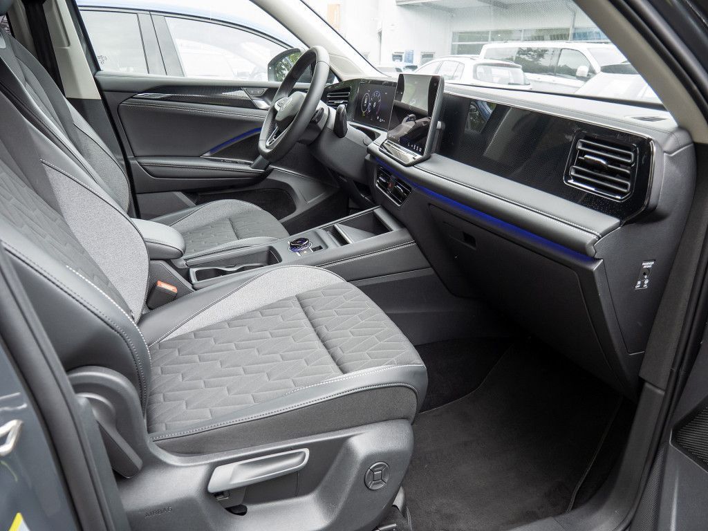 Volkswagen Tiguan 1.5 eTSI Goal DSG AHK R-Kam Navi LED foto 4