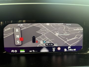 Volkswagen Caddy Maxi eHYBRID DSG STYLE LED ACC KAM 7SITZ