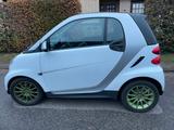 Smart ForTwo coupé 1.0 45kW mhd pure Automatik, Klima