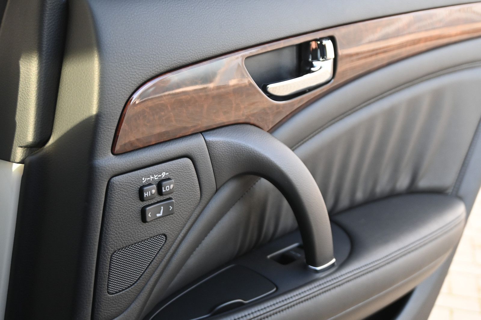 Nissan President (PGF50) – Bild 22