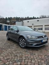 Volkswagen Golf 1.6 TDI Sound Sound