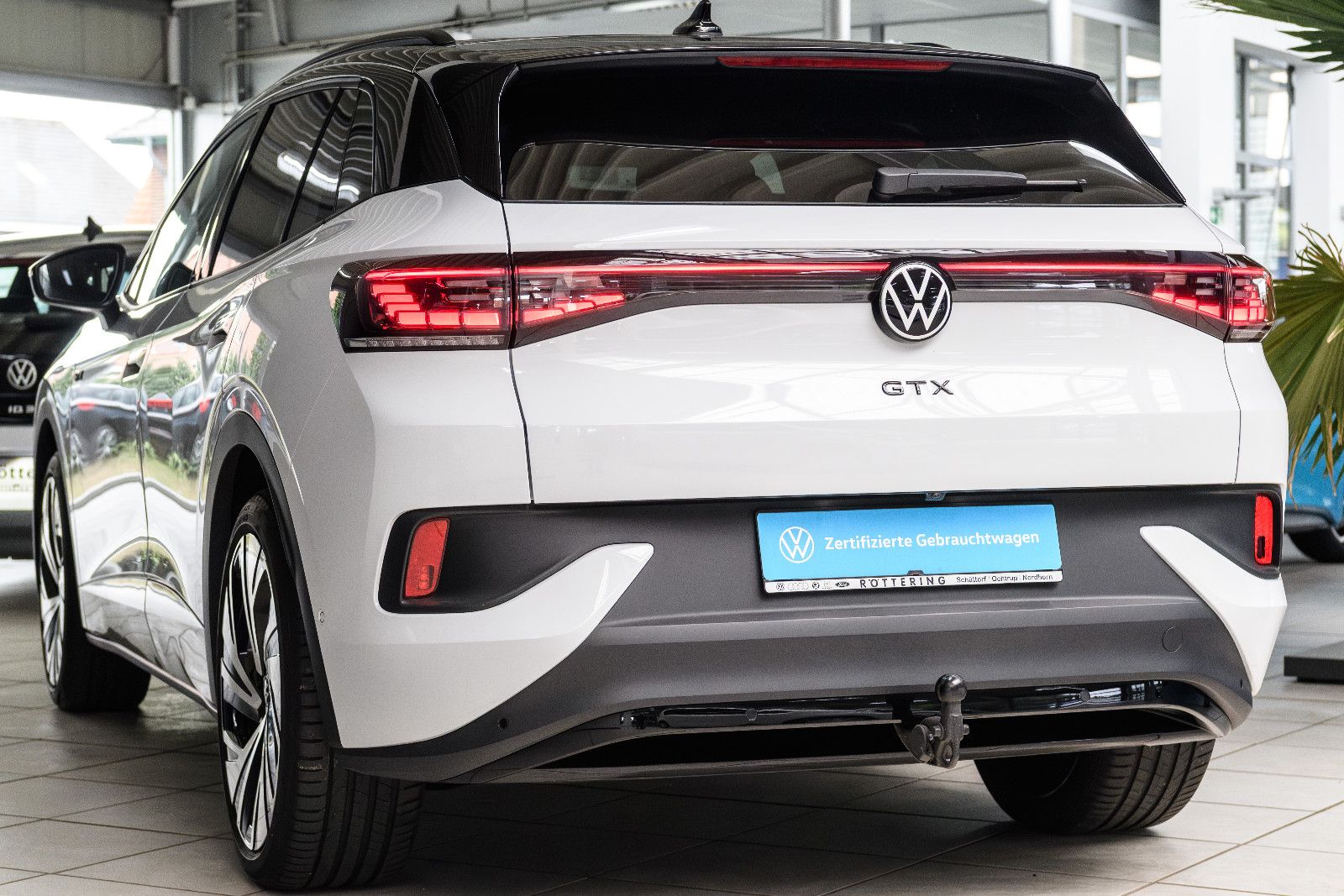 Fahrzeugabbildung Volkswagen ID.4 GTX 4Motion IQ-LIGHT+AHK+WÄPU+KAMERA+HuD+21