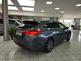 Hyundai i40 1.7 CRDI Premium Stand+Lekradhzg.*Leder* - Hyundai i40 mit Diesel-Antrieb