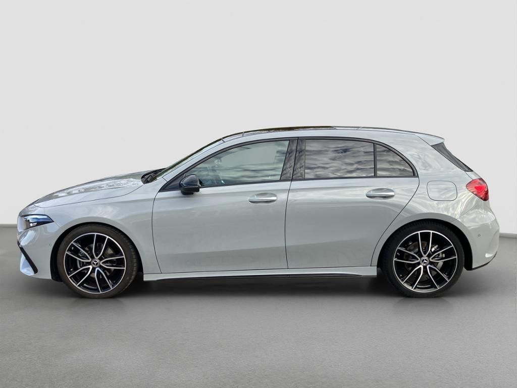 Fahrzeugabbildung Mercedes-Benz A 200 Kompaktlimousine AMG Line*Night Paket*Pano