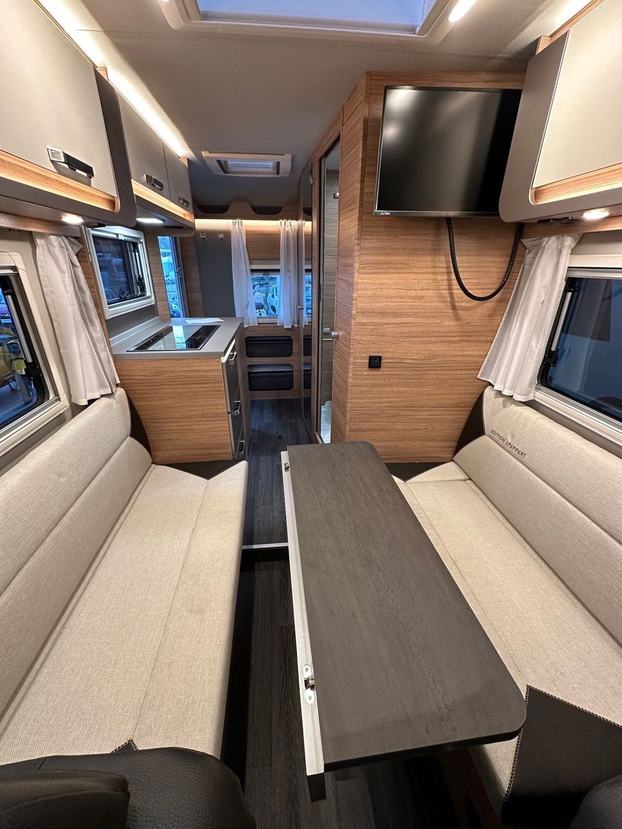 Fahrzeugabbildung Weinsberg X-Cursion Van EDITION PEPPER 500 LT R2-4