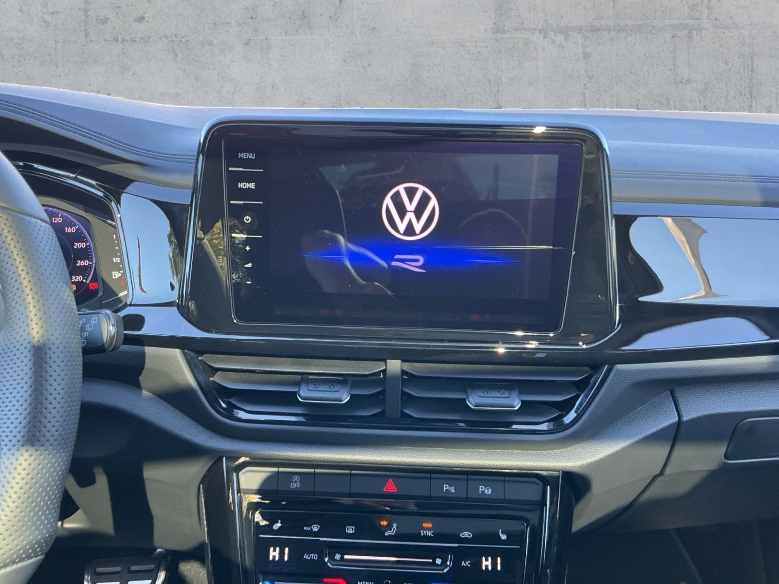 Volkswagen T-Roc - Bild 11