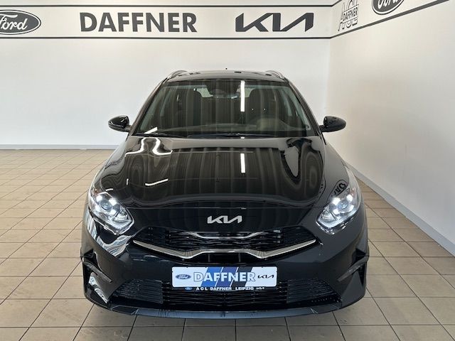 Fahrzeugabbildung Kia Ceed_sw Vision 1.4 LaneASS SHZ Navi DAB Tempomat