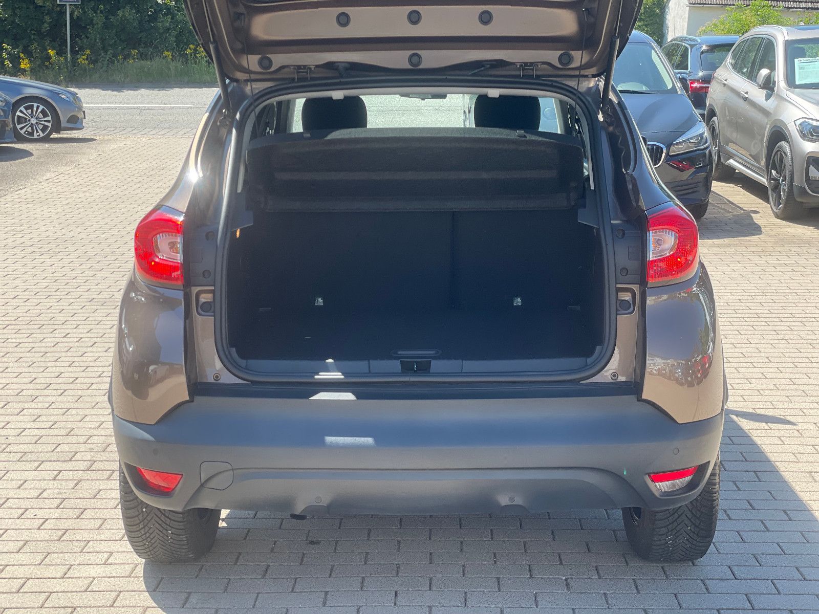 RENAULT Captur, 2016, Benzin, 120 PS